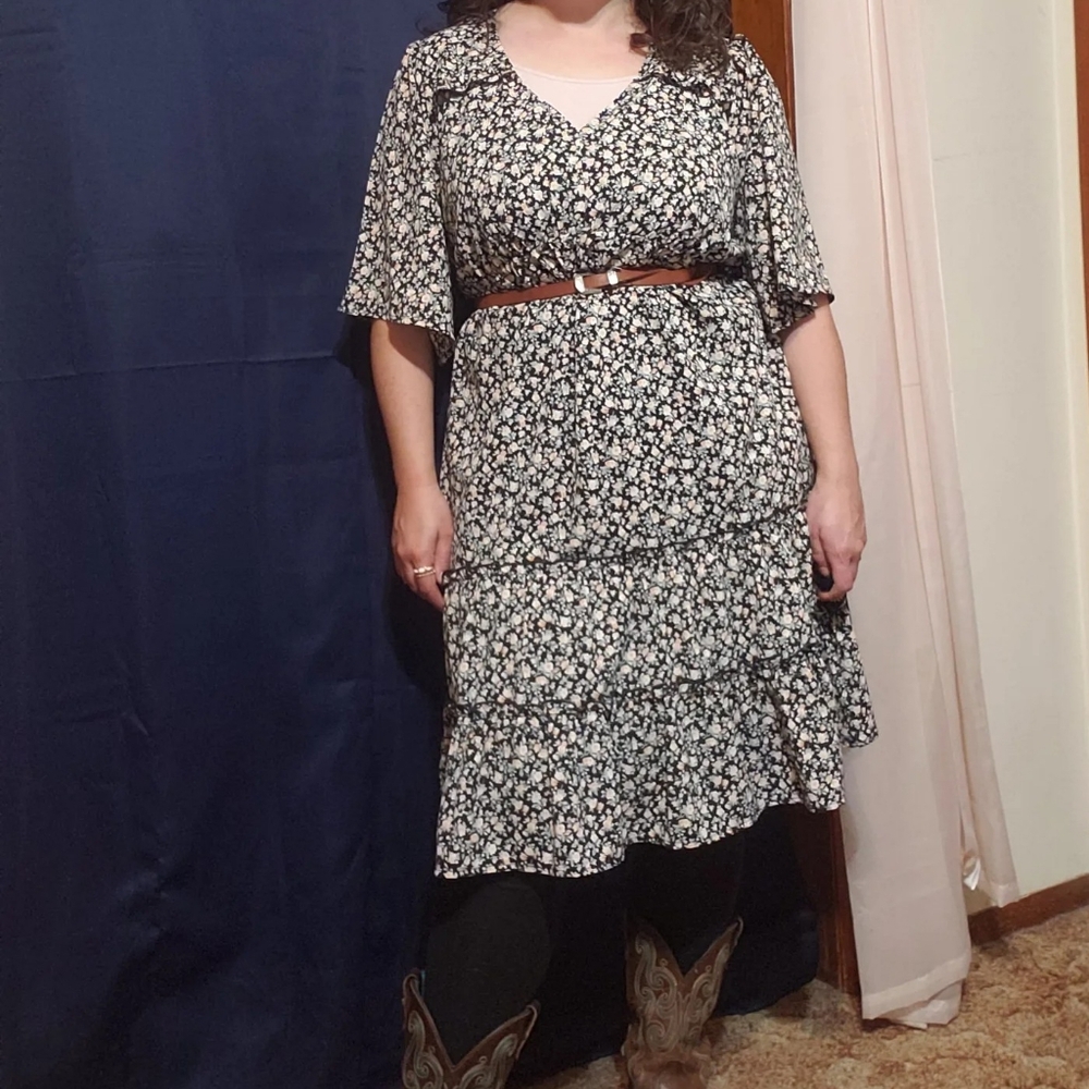Floral Black Dress w/Ruffles